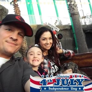 Meet your Posher, Khrisela